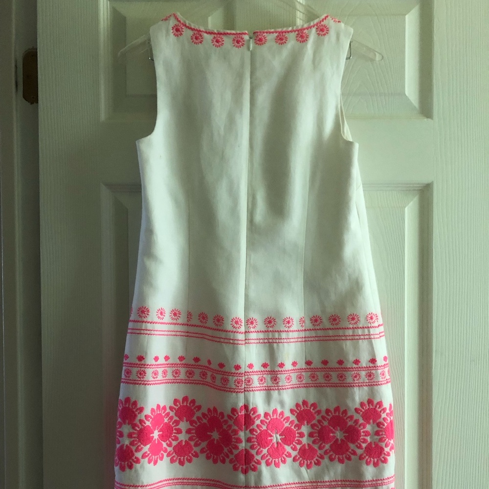 Darling Vineyard Vines dress - Picture 3 of 3